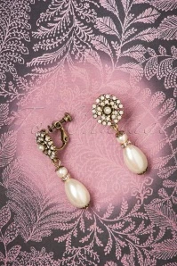 30s Vayen Pearl Drop Clip Earrings In Gold