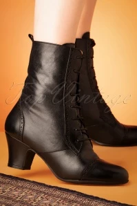 40s Flicka Leather Ankle Booties In Black