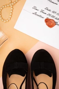 20s Angie Aveline Suede Pumps In Black 5 20s Angie Aveline Suede Pumps In Black - Image 3