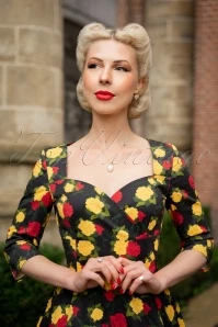 TopVintage Exclusive ~ 50s Amelia Roses Long Sleeve Swing Dress In Black 9 TopVintage Exclusive ~ 50s Amelia Roses Long Sleeve Swing Dress In Black - Image 7