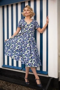 Shana Pretty Roses Swing Dress In White And Blue