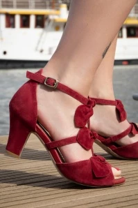 Ava La Provence Pumps In Fiery Red