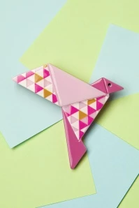 The Humming-Bird Brooch