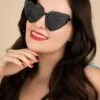 50s Cat Eye Heart Shades In Black 1 50s Cat Eye Heart Shades In Black -King Louie Shop 242775 Lola Ramona 43772 50s Heart Cat Eye Black 230516 401 category