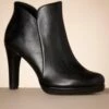 Tamaris Classy Ankle Booties In Black 1 Tamaris Classy Ankle Booties In Black -King Louie Shop 243875 Tamaris 47028 Booties in Black matt 20230717 004 category