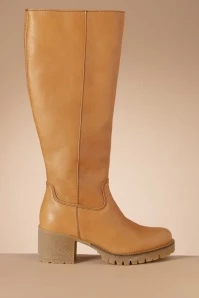 Marit Boots In Yellow