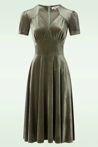 Hollywood Circle Velvet Dress In Soft Pine