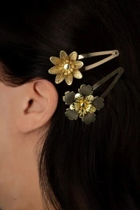 Flower Hairclip Set In Gold