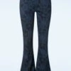 Vintage Jeans Block Rose In Black 1 Vintage Jeans Block Rose In Black -King Louie Shop 248084 Tante Betsy 48006 Pants Trousers Flared Roses Black Blue 09152023 003W category