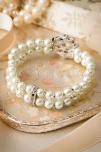 Audrey Cream Pearl Bracelet 7 Audrey Cream Pearl Bracelet - Image 5